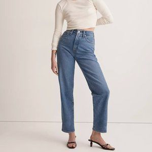 The Petite Perfect Vintage Straight Jean in Earlwood Wash, Size 26